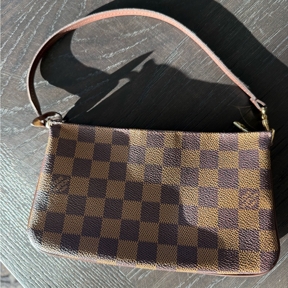 Louis Vuitton Daniel Ebene Pochette